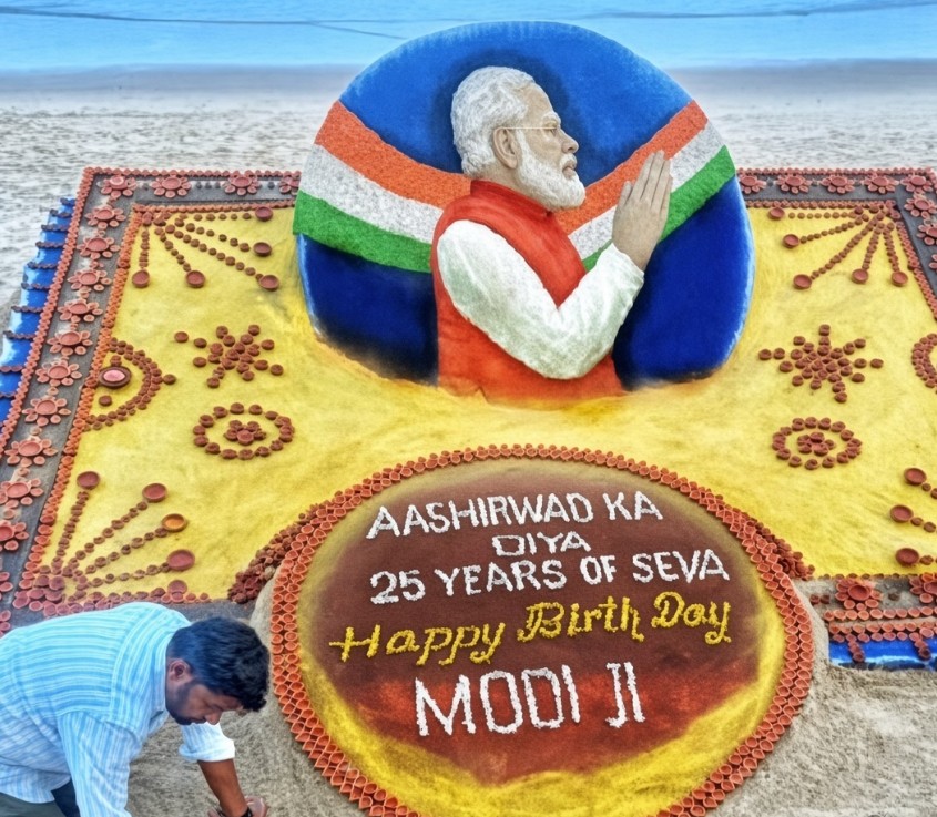 Sudarsan Pattnaik marks PM Modi's birthday with 25-ft sand sculpture at Puri Beach